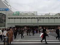 道案内画像02 新宿南口からお越しの方