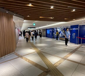 道案内画像04 横浜駅（地下）からお越しの方