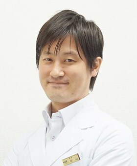春山 晋医師