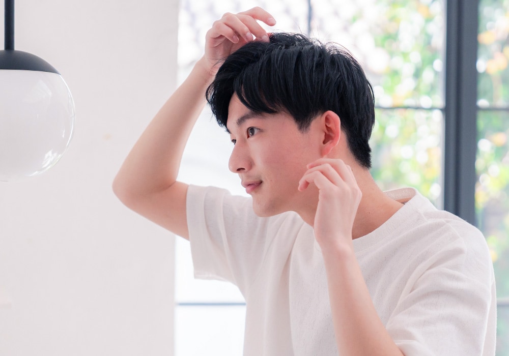 髪型・スタイリングの工夫